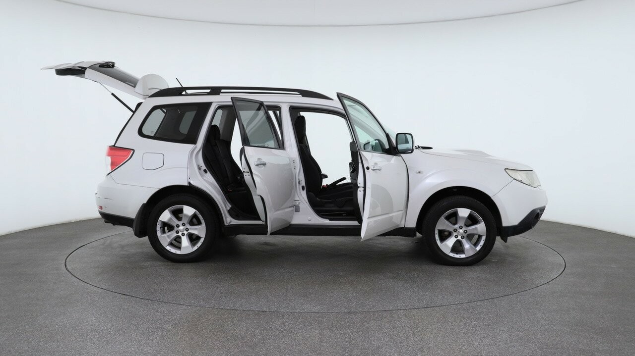 Subaru Forester image 4