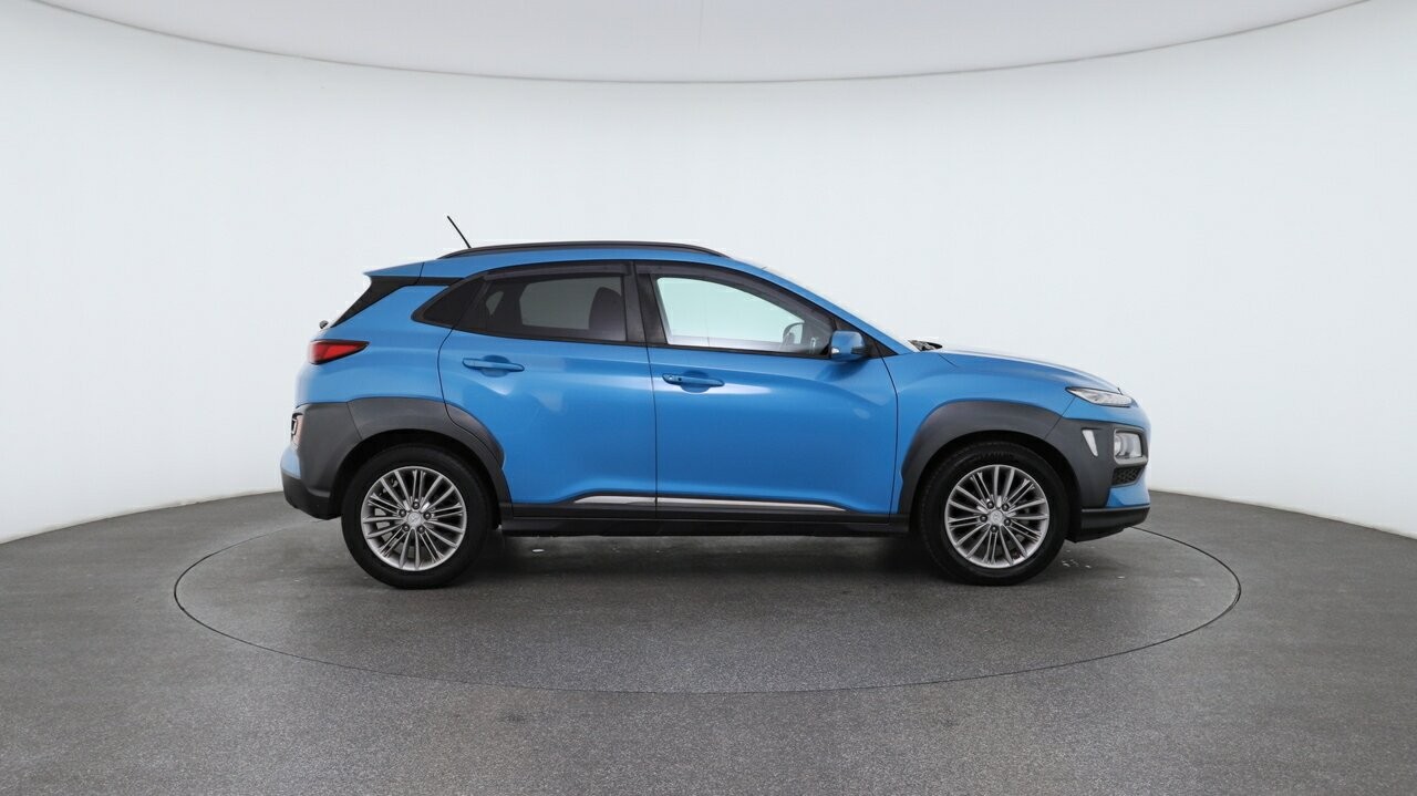 Hyundai Kona image 3