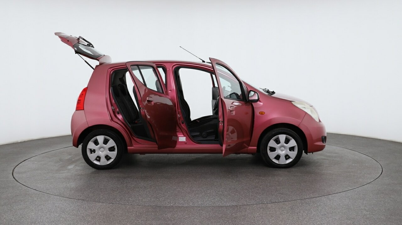 Suzuki Alto image 4