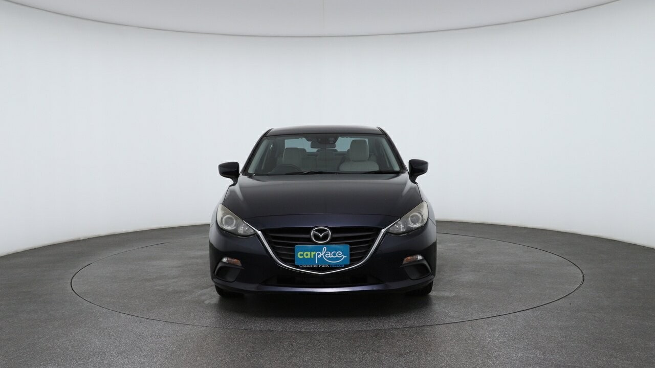 Mazda 3 image 2