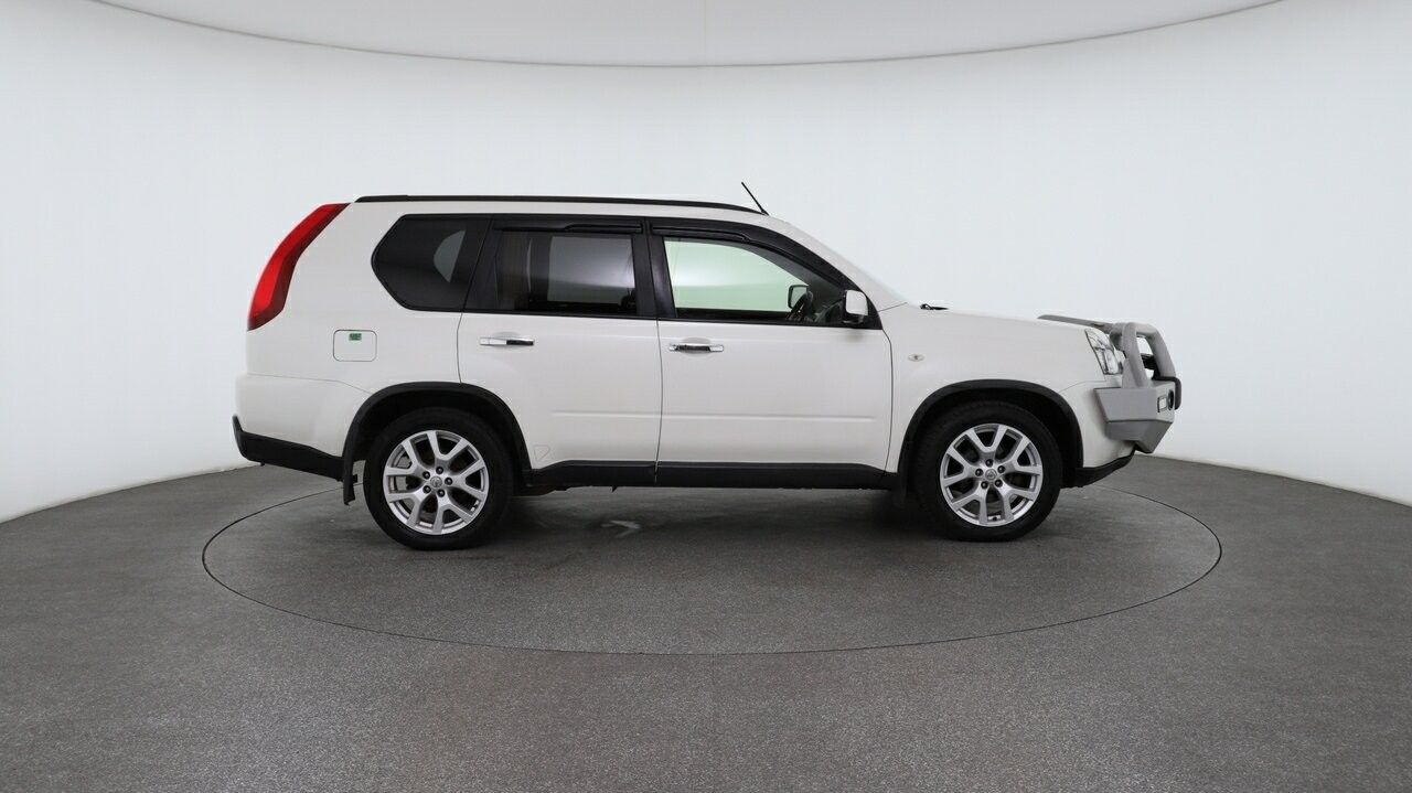 Nissan X-trail image 3