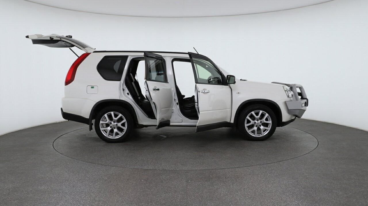 Nissan X-trail image 4