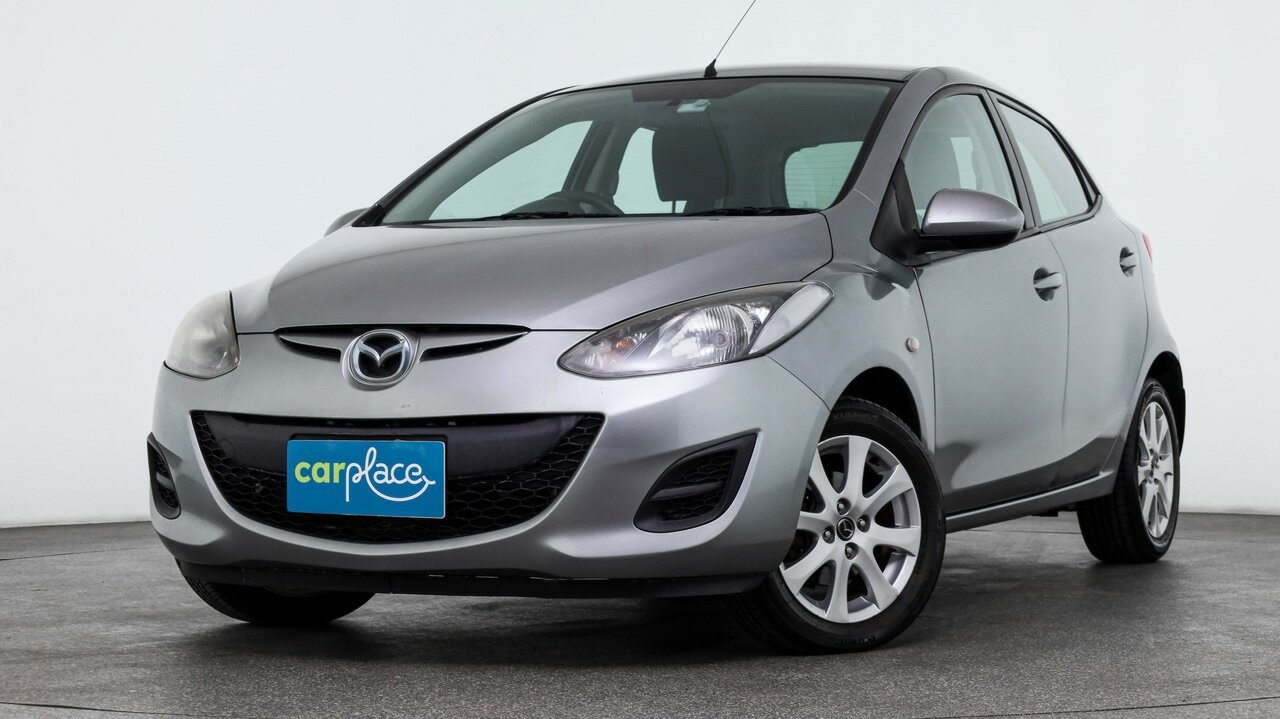 Mazda 2 image 1
