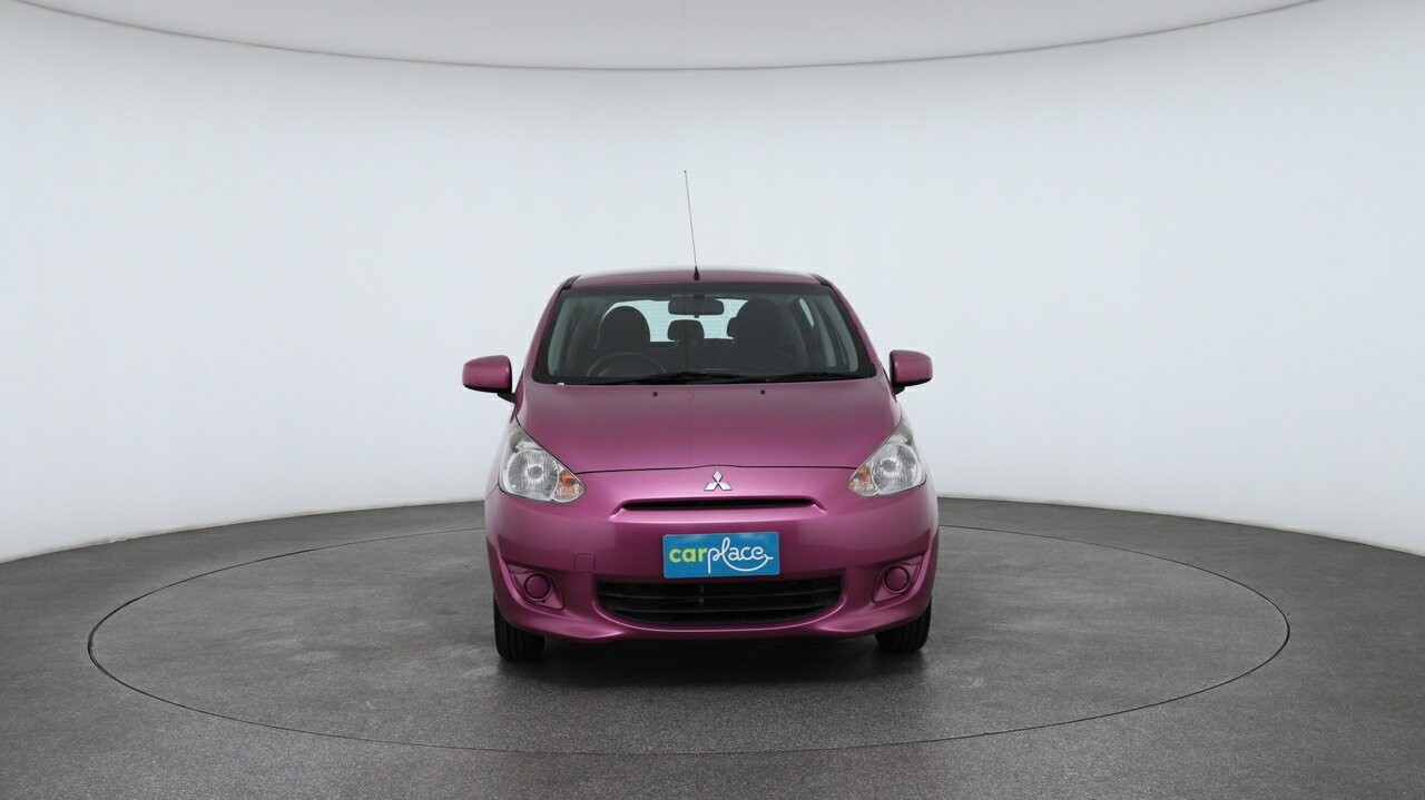 Mitsubishi Mirage image 2
