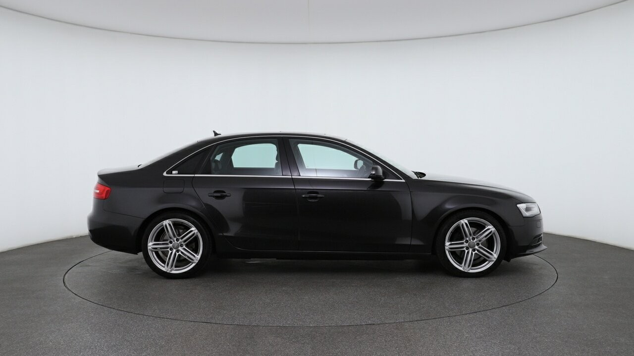 Audi A4 image 3