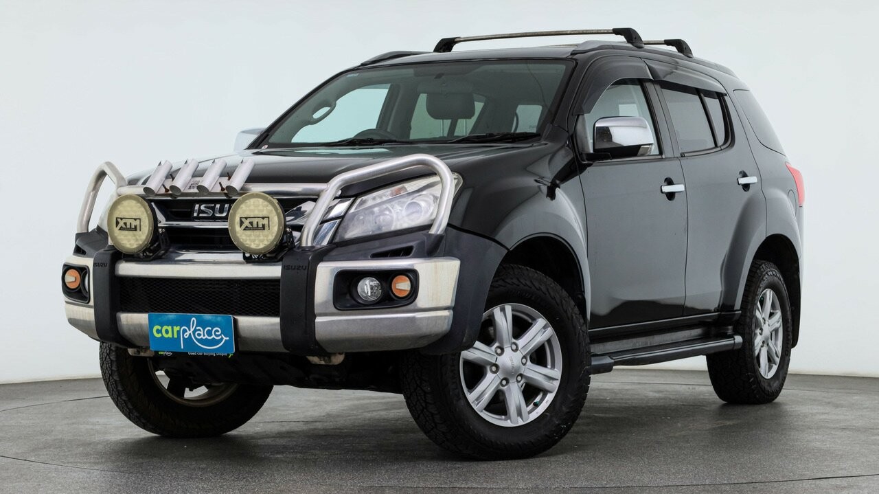 Isuzu Mu-x image 1