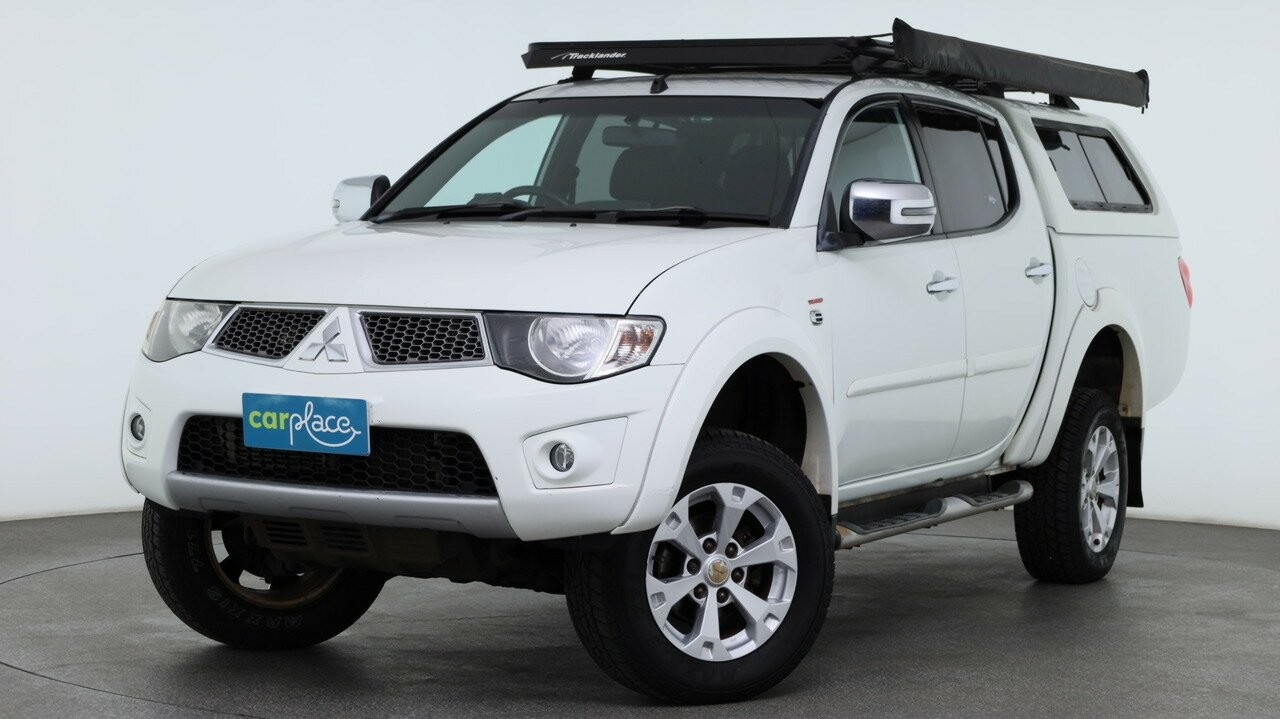 Mitsubishi Triton image 1