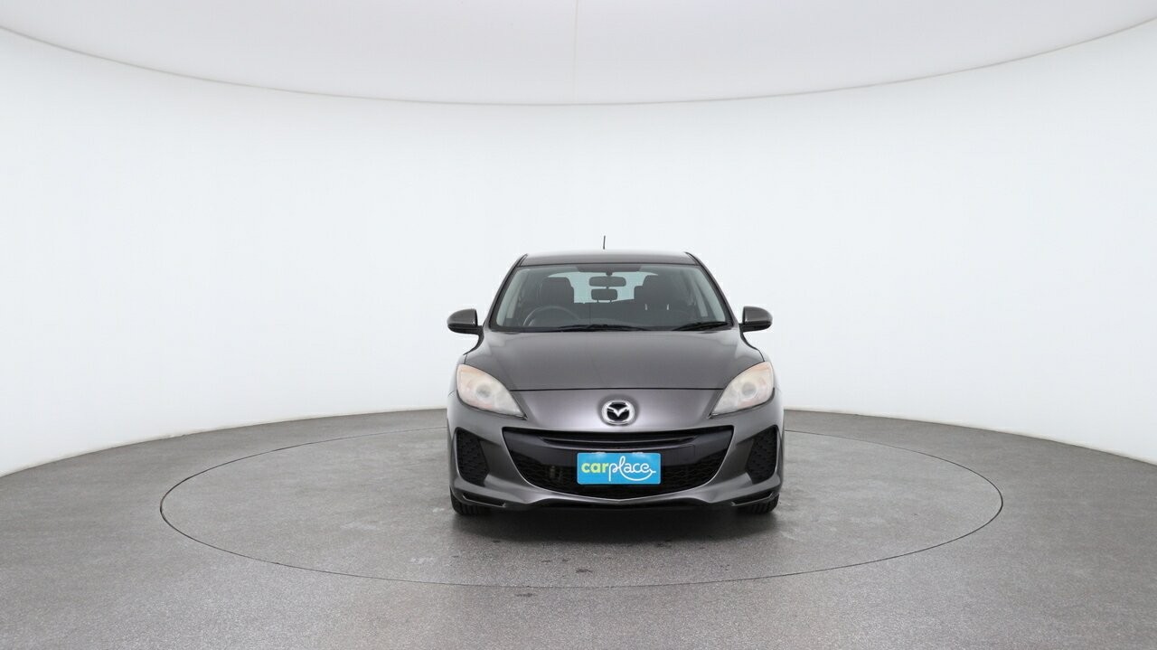 Mazda 3 image 2