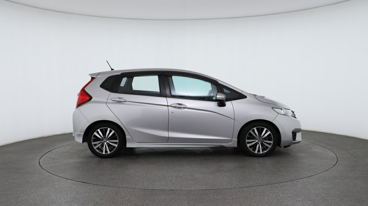 Honda Jazz image 3