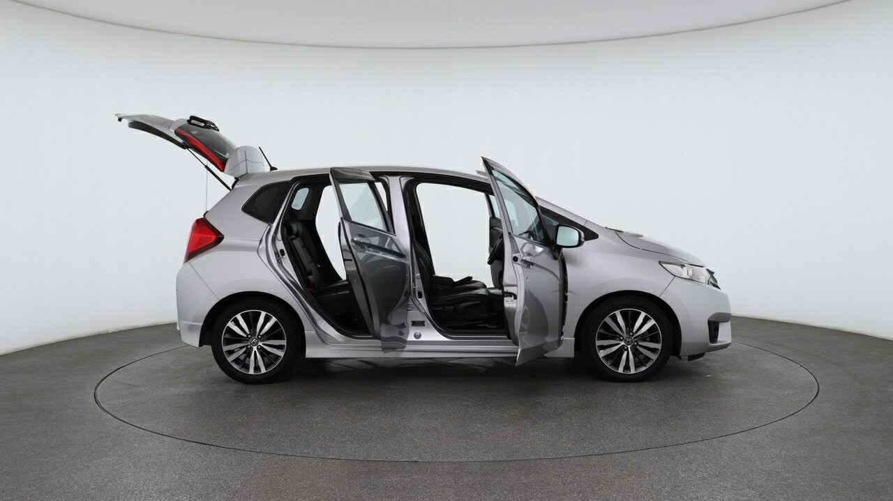 Honda Jazz image 4