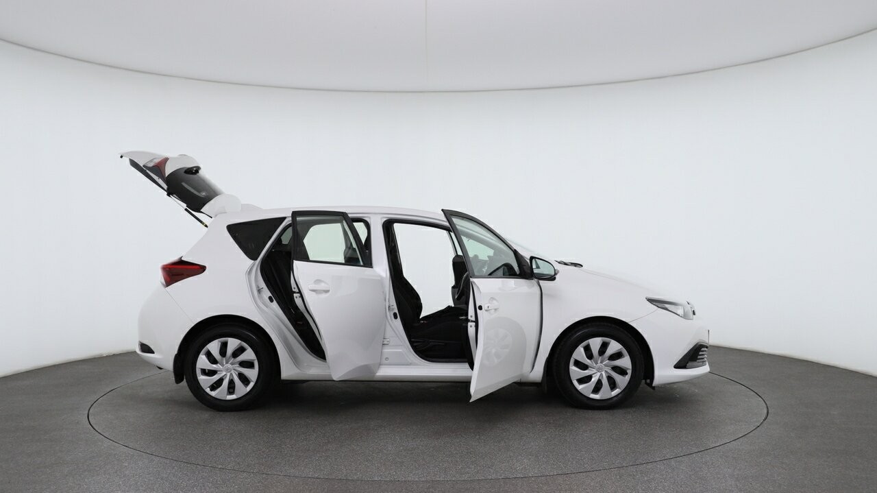 Toyota Corolla image 4