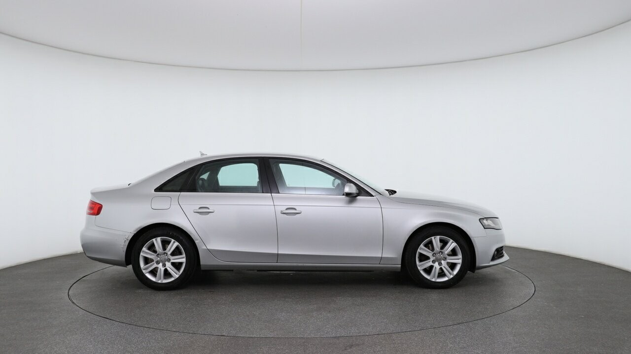 Audi A4 image 3