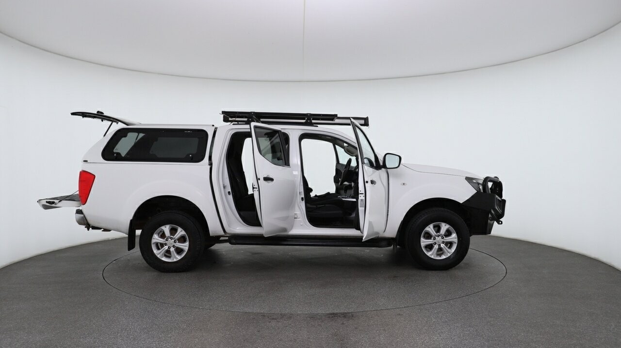 Nissan Navara image 4