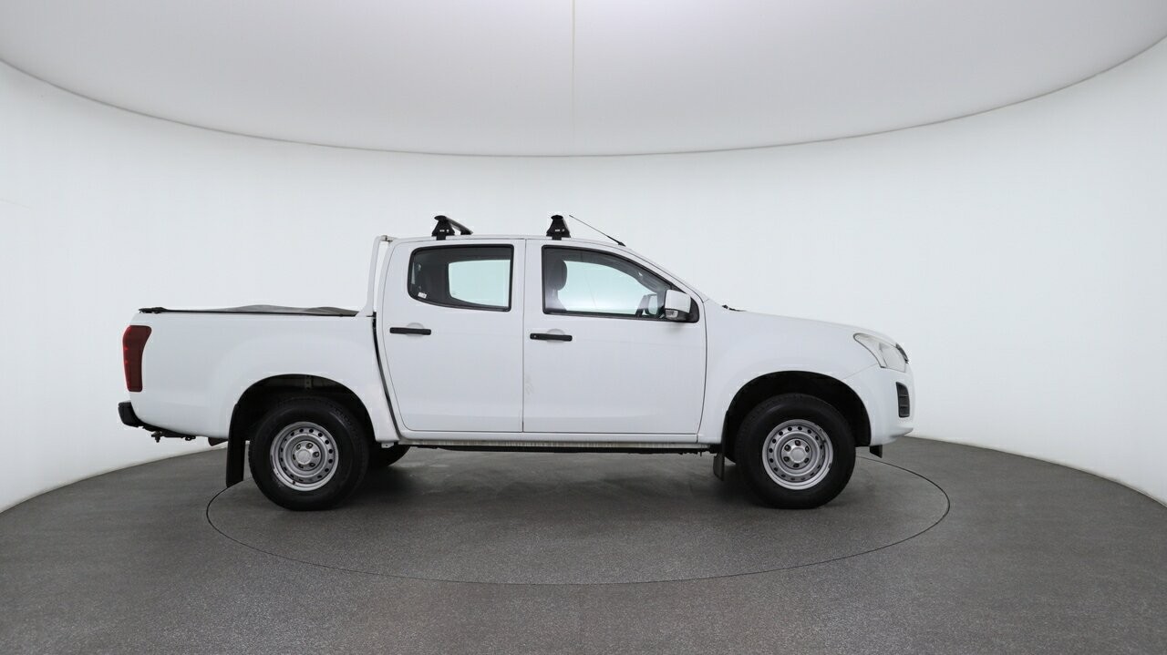 Isuzu D-max image 3