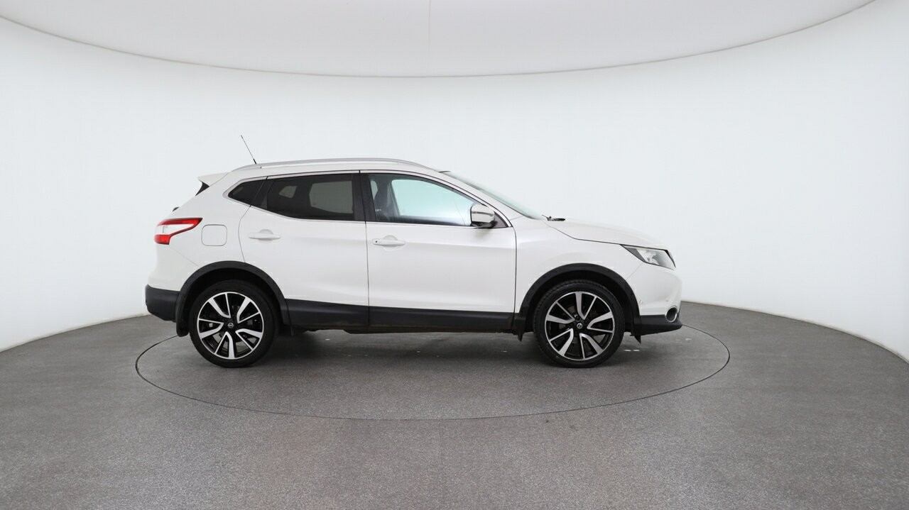 Nissan Qashqai image 3