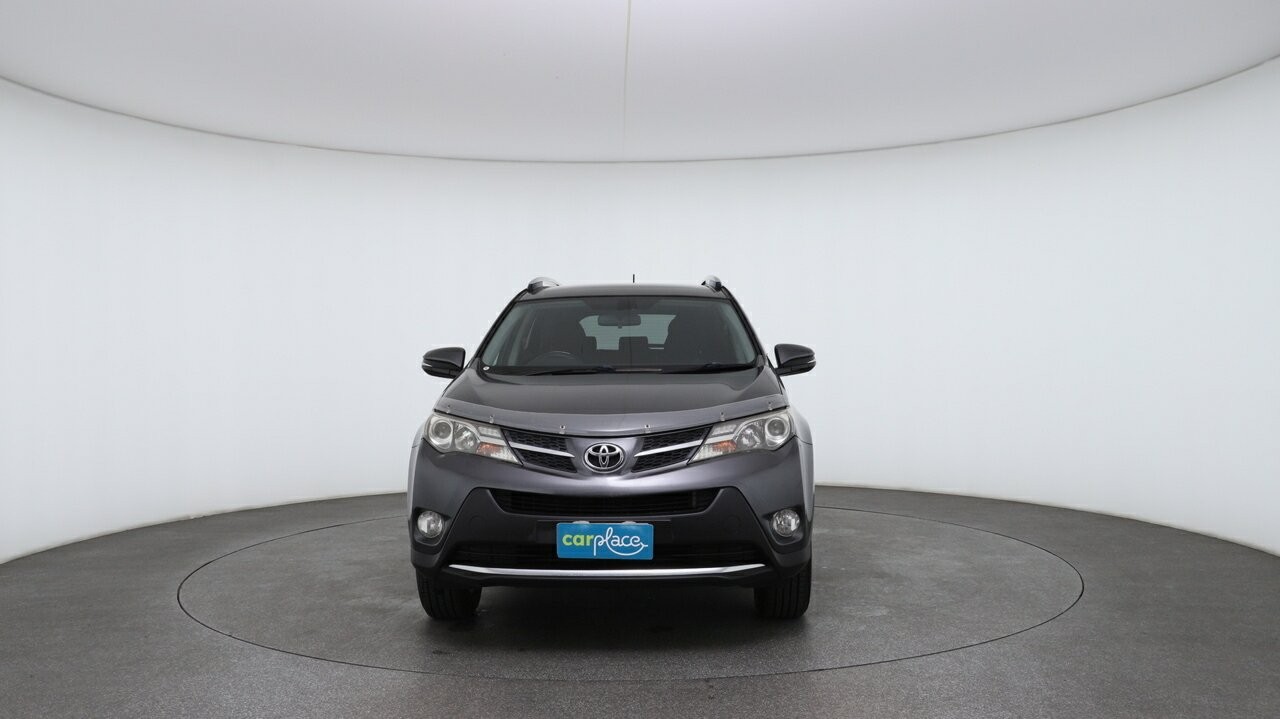 Toyota Rav4 image 2