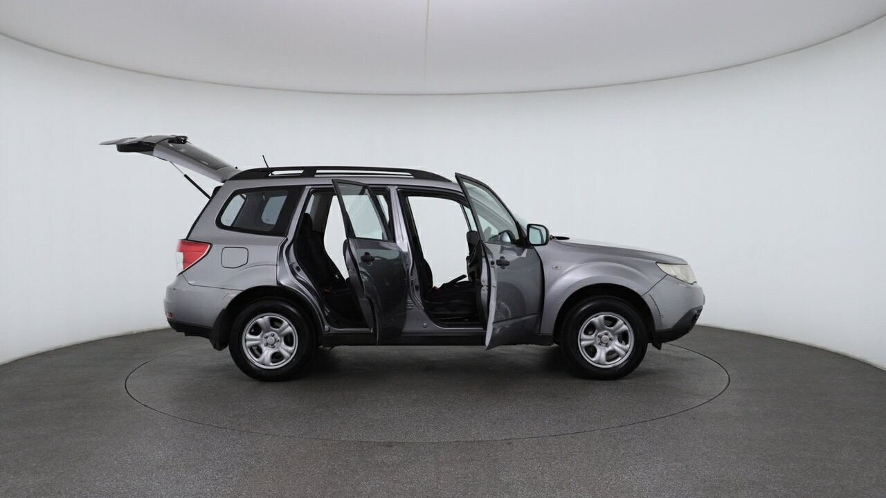 Subaru Forester image 4