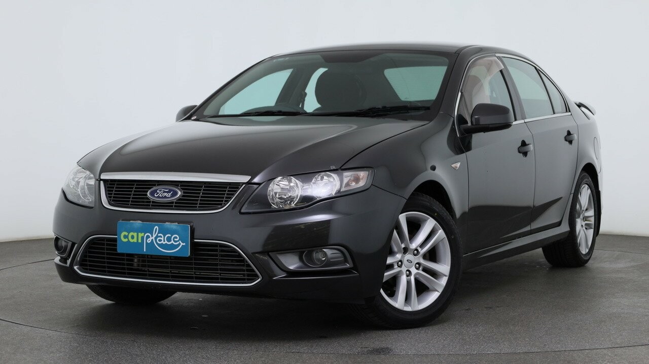 Ford Falcon image 1
