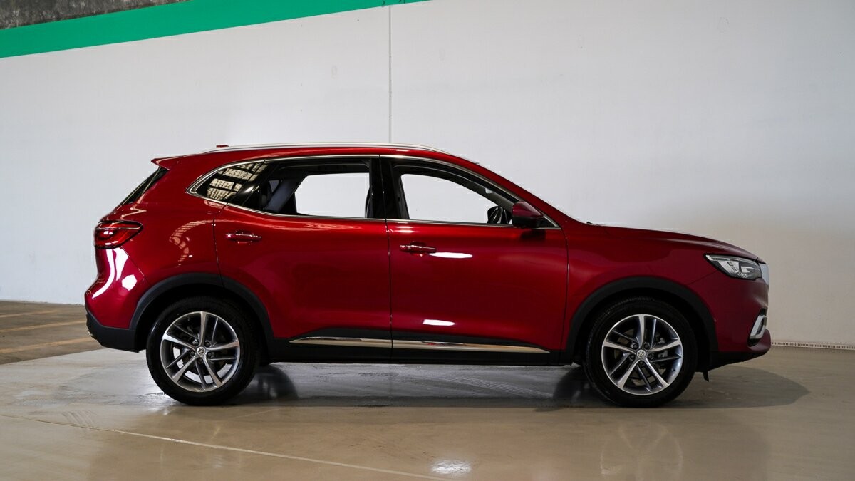 MG Hs image 3