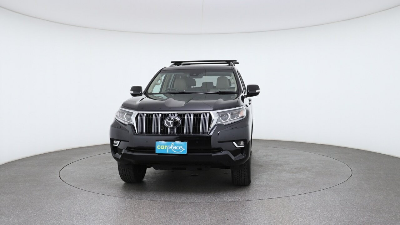 Toyota Landcruiser Prado image 3