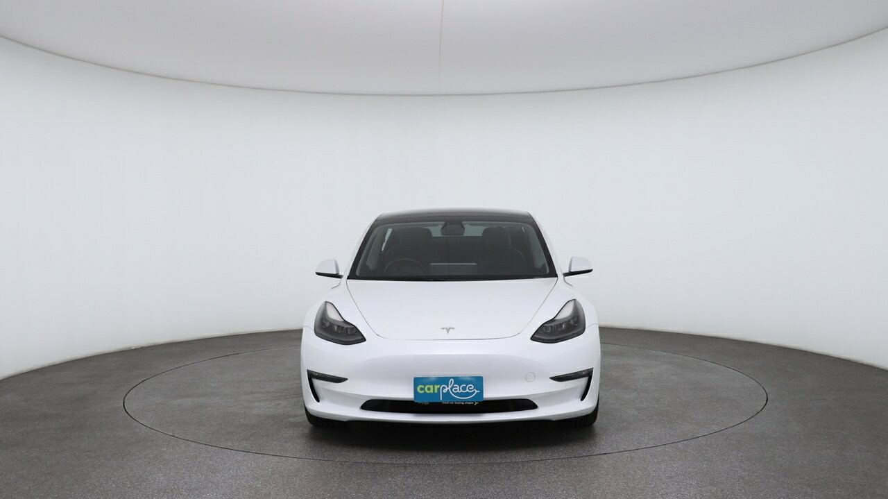 Tesla Model 3 image 2