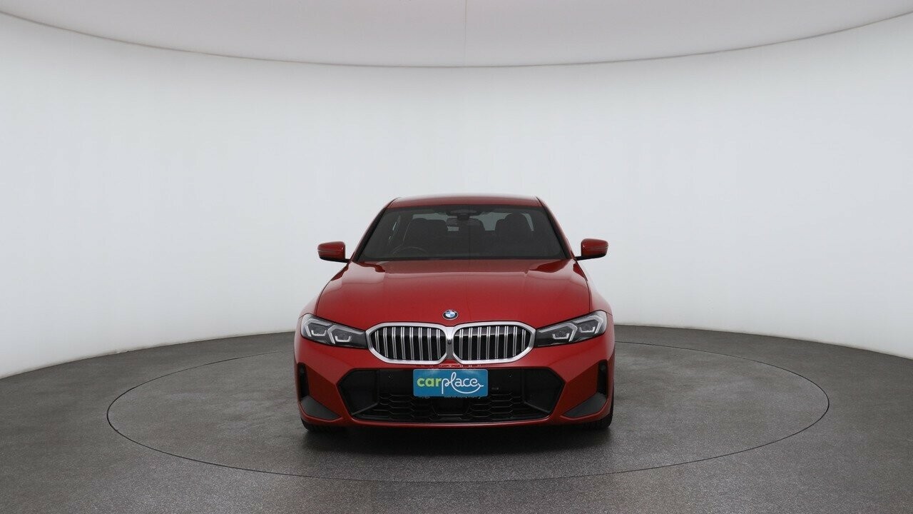 BMW 3 Series image 2