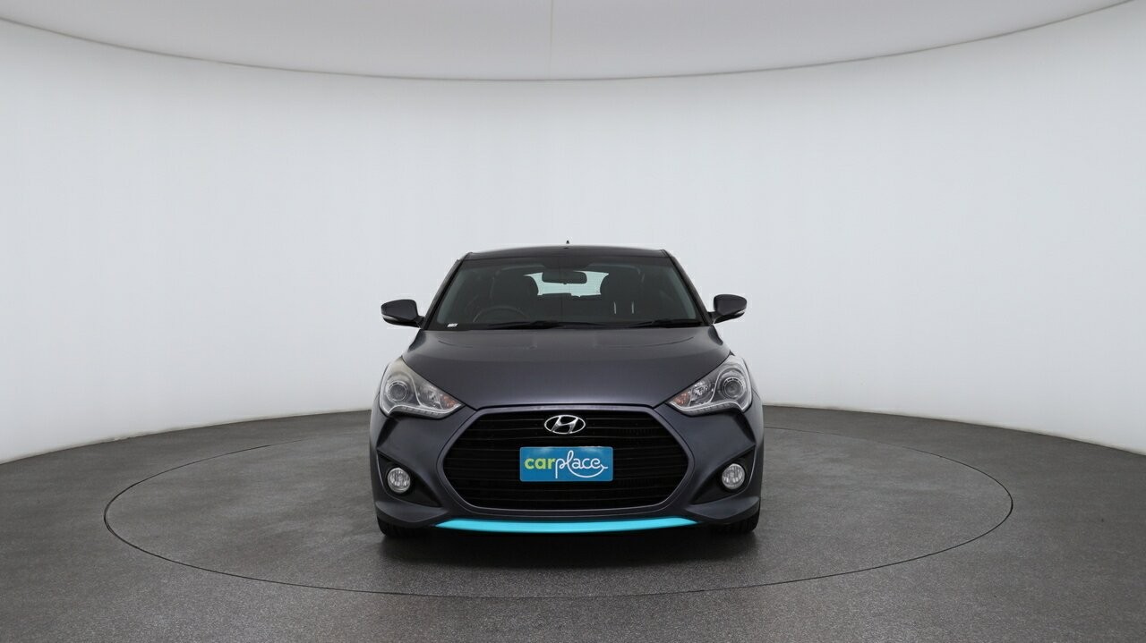 Hyundai Veloster image 2