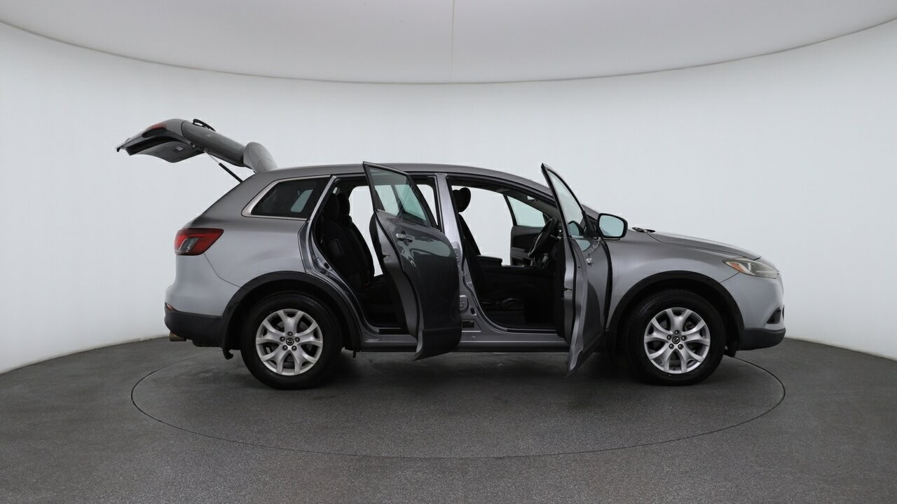 Mazda Cx-9 image 4
