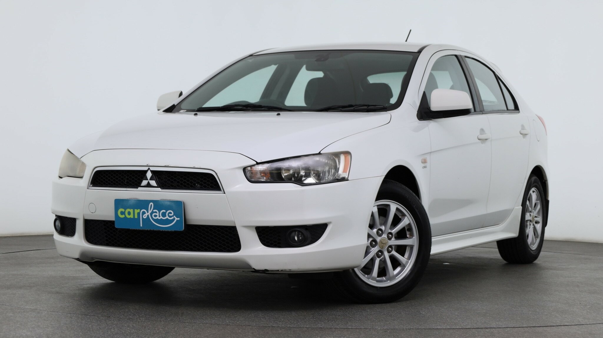 Mitsubishi Lancer image 1