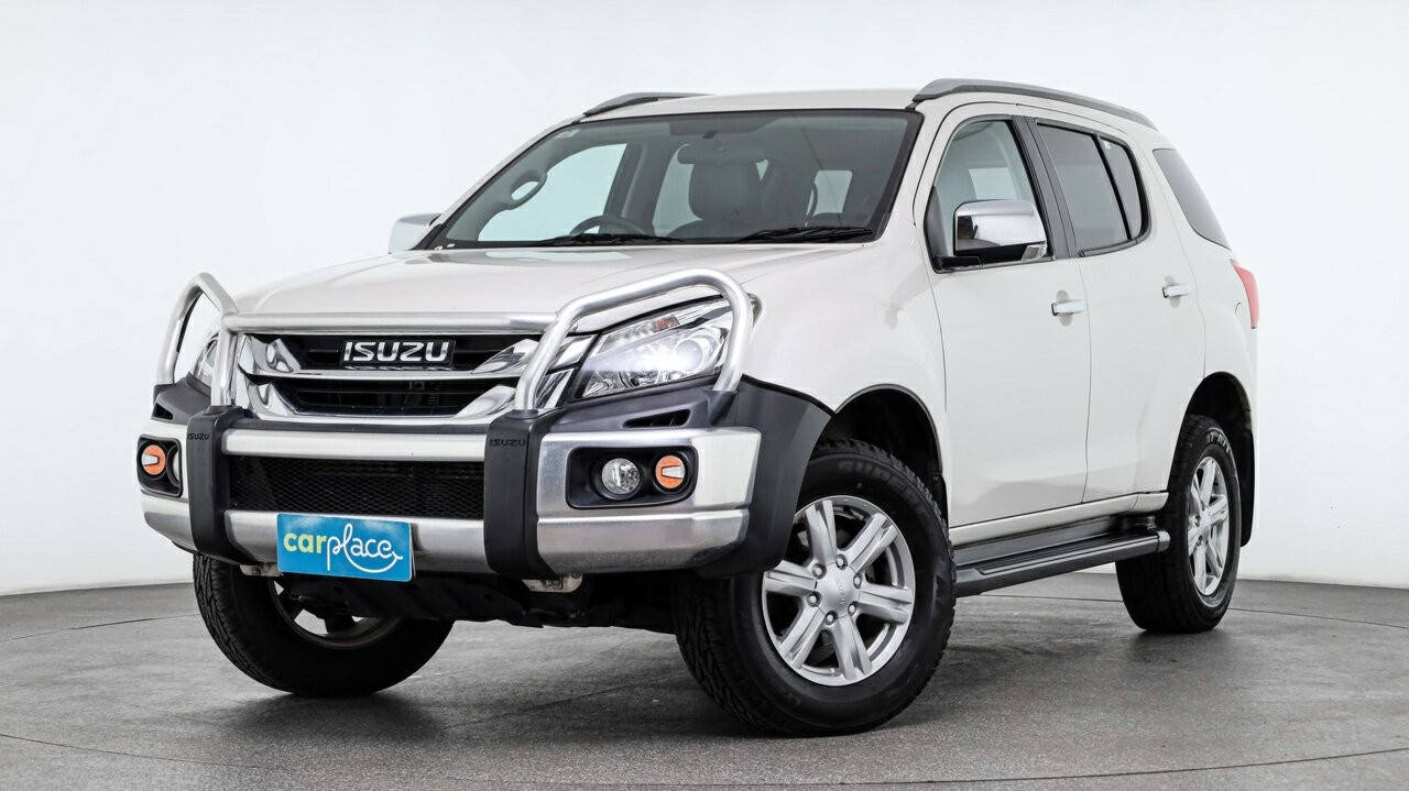 Isuzu Mu-x image 1