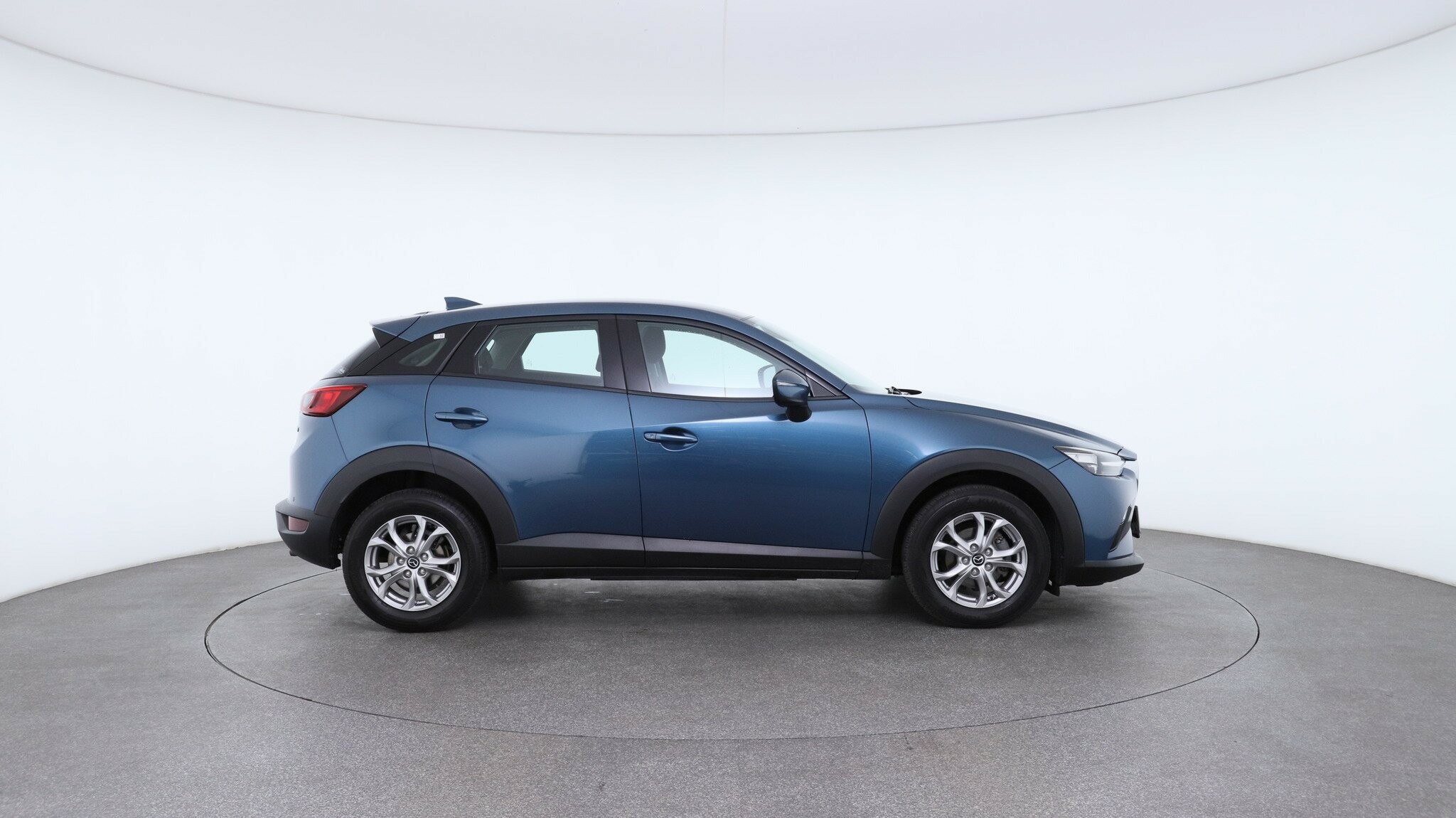 Mazda Cx-3 image 3