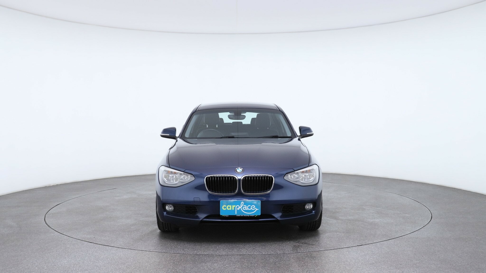 BMW 1 Series image 2