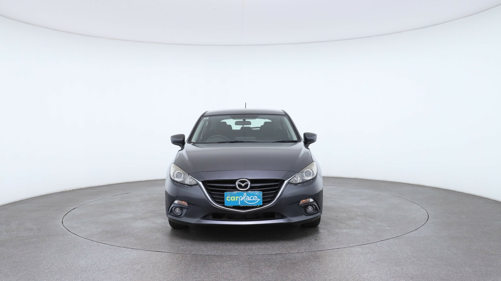 Mazda 3 image 2