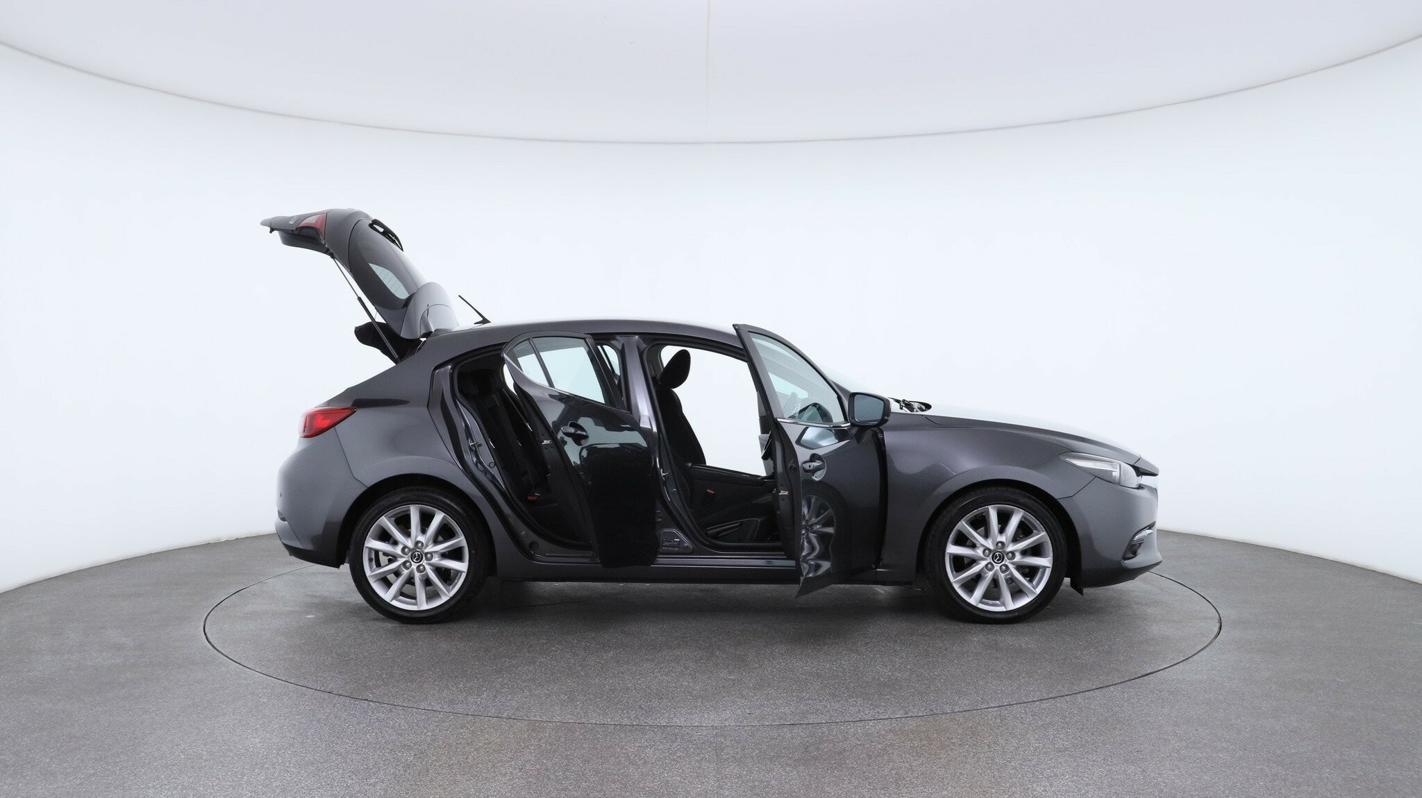 Mazda 3 image 4
