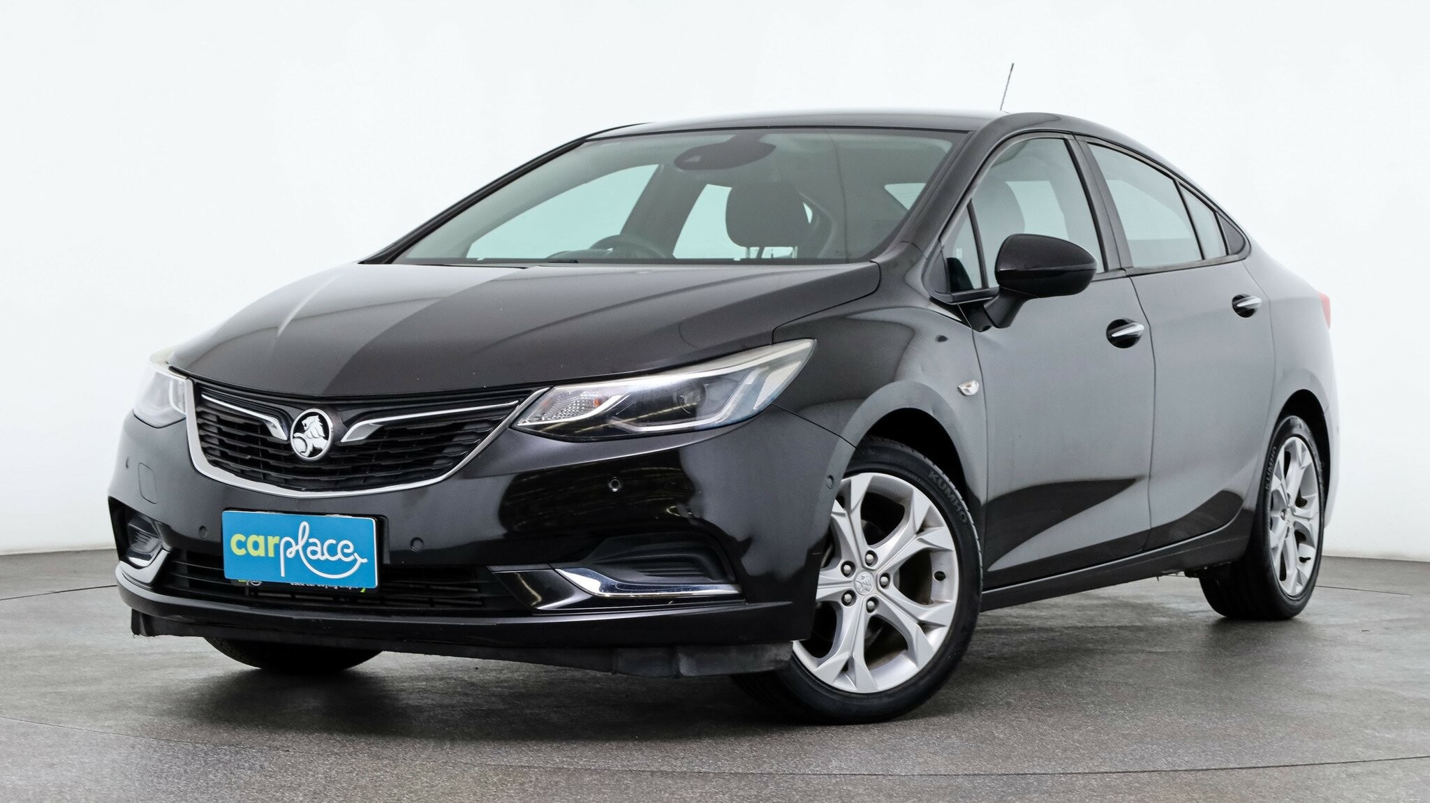 Holden Astra image 1