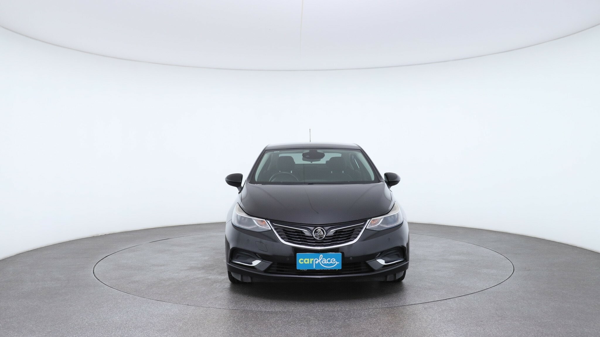 Holden Astra image 2