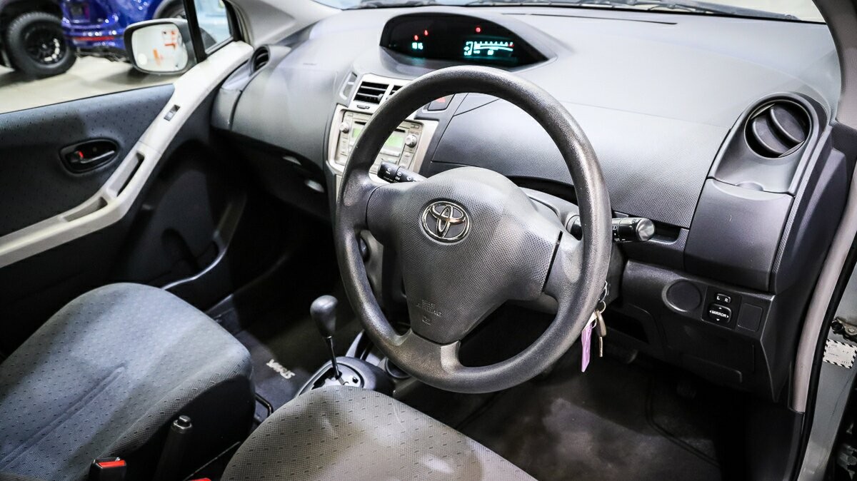 Toyota Yaris image 4