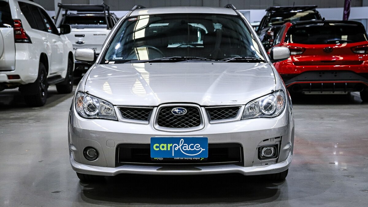 Subaru Impreza image 2