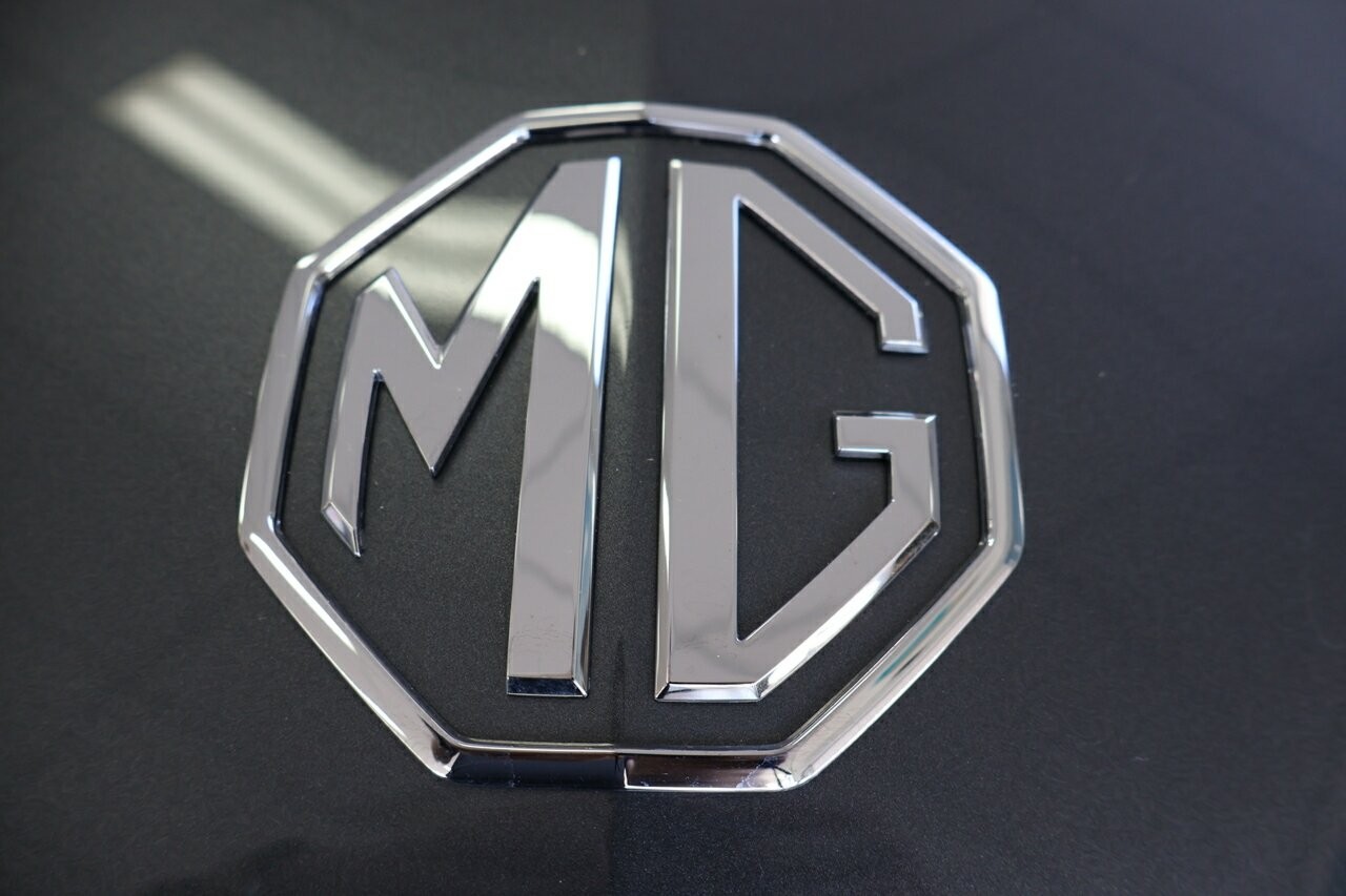 MG Qs image 2