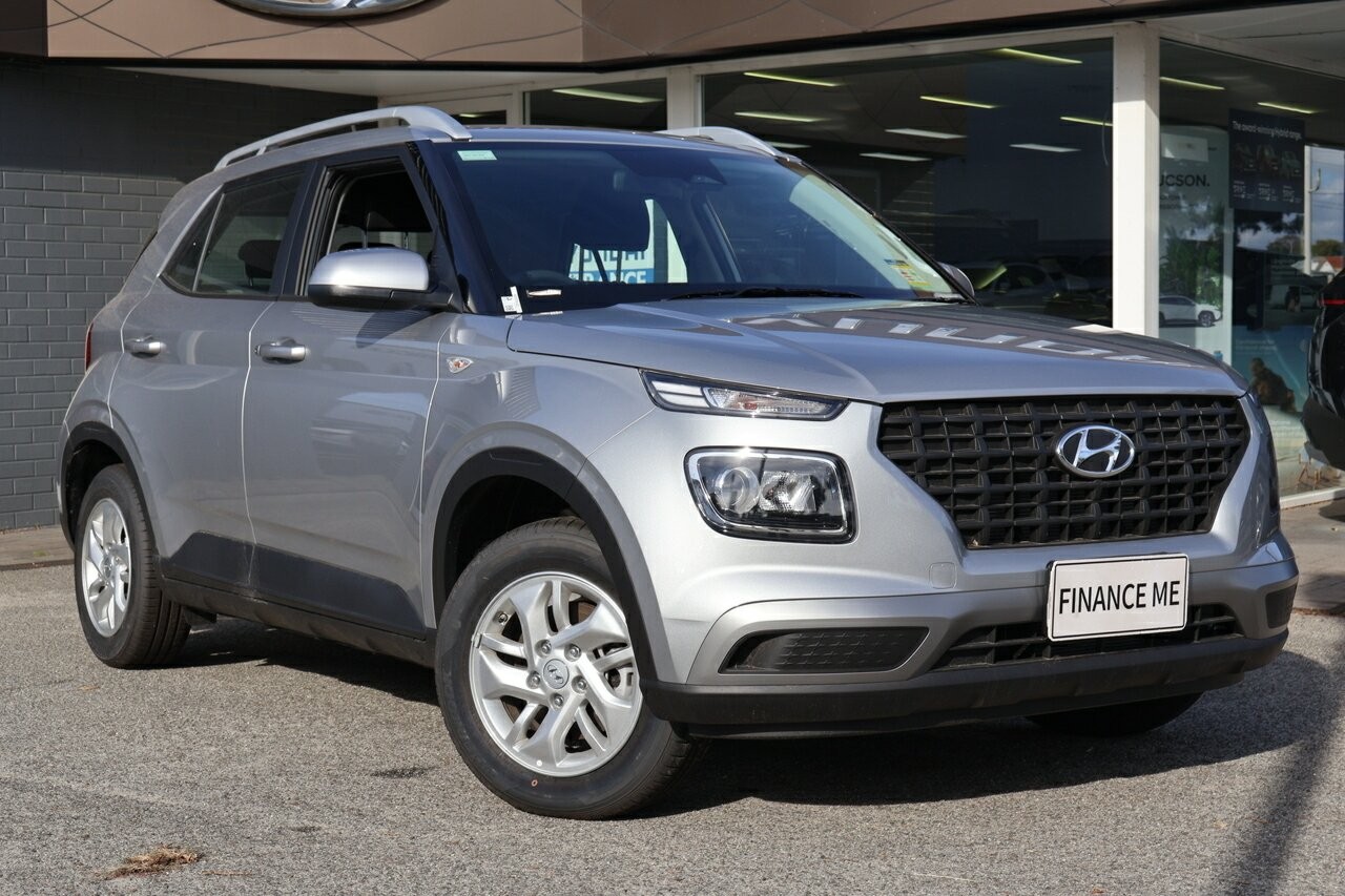 Hyundai Venue image 1