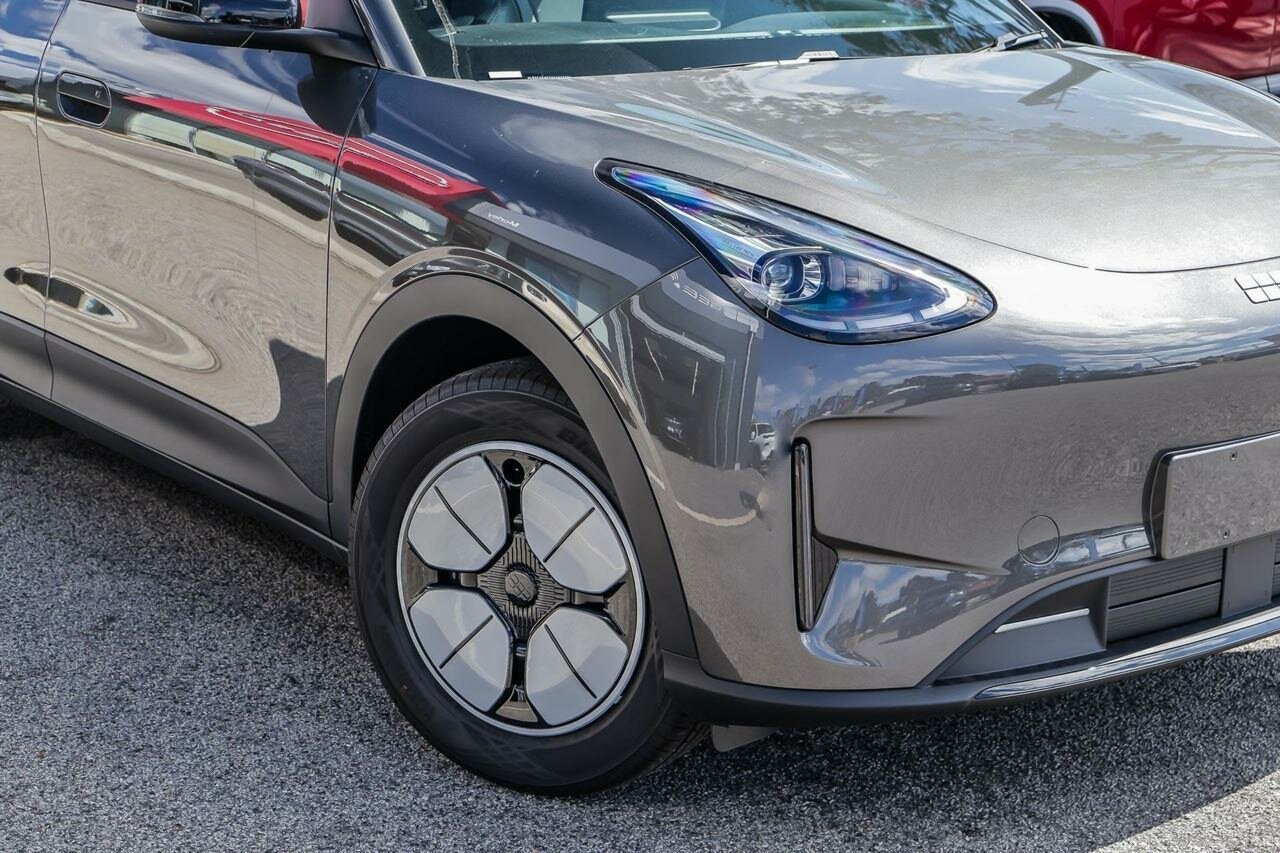 Geely Ex2 image 2