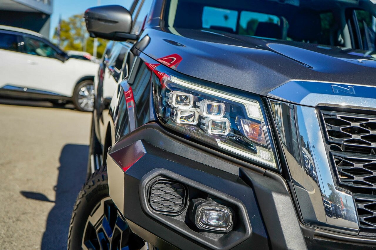 Nissan Navara image 3