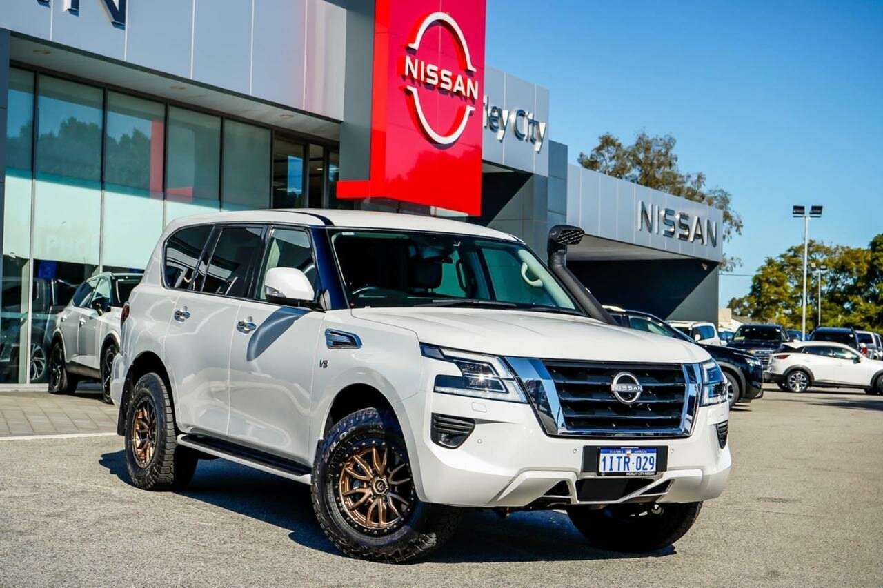 Nissan Patrol image 2