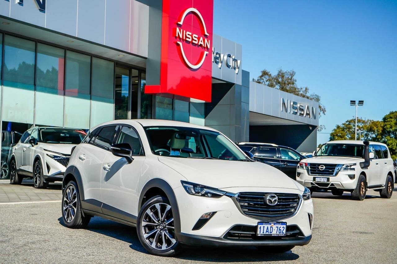 Mazda Cx-3 image 2