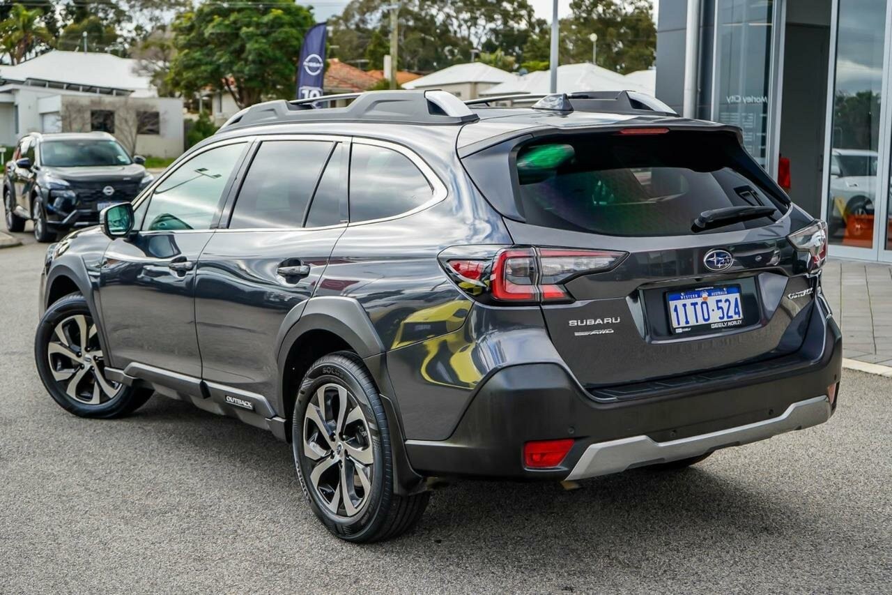 Subaru Outback image 2