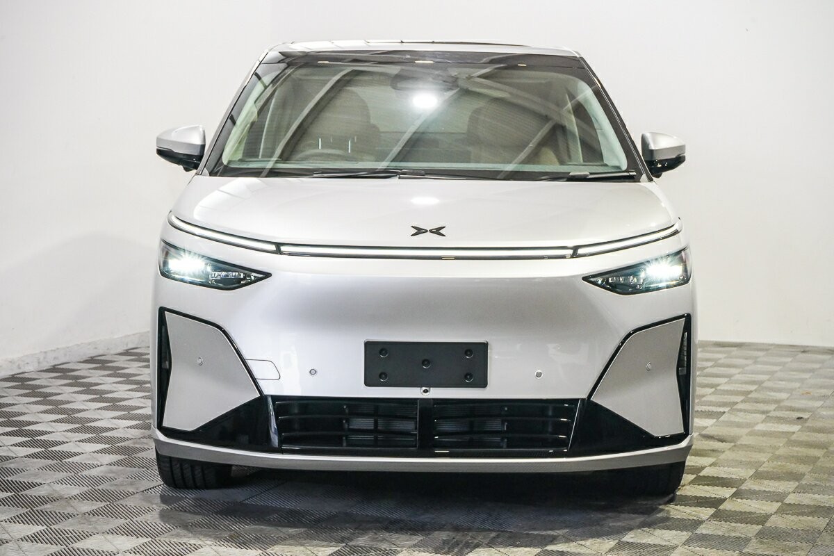 Xpeng X9 image 3