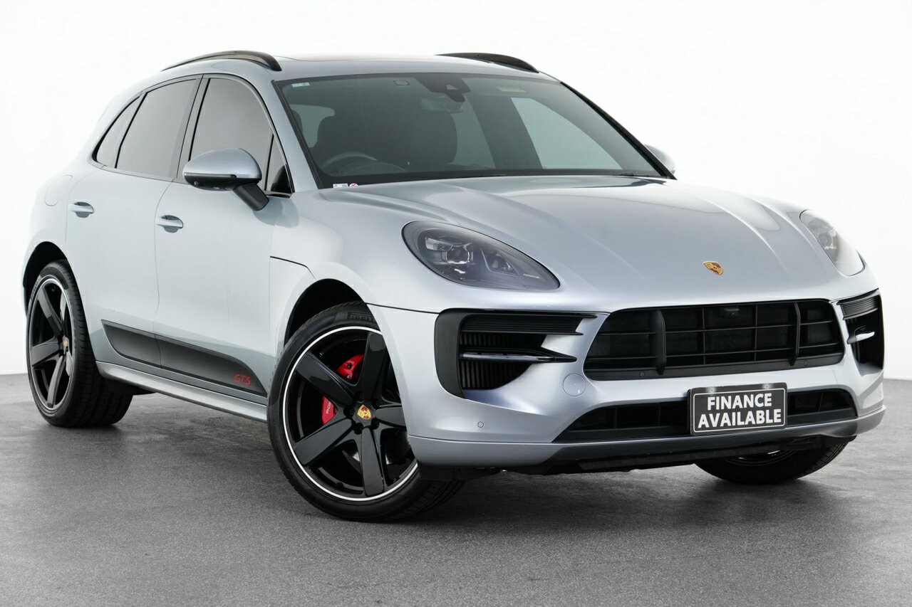 Porsche Macan image 1