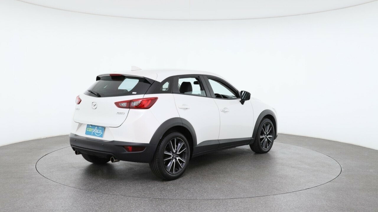 Mazda Cx-3 image 4