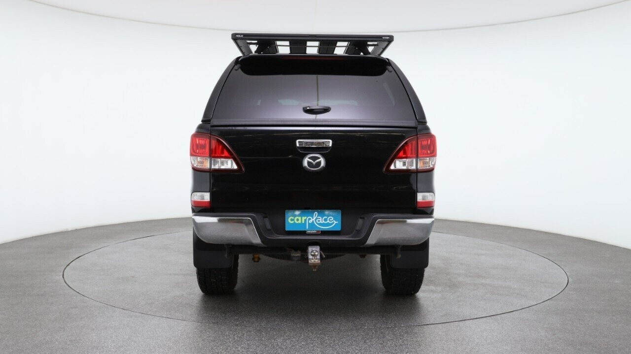 Mazda Bt-50 image 2