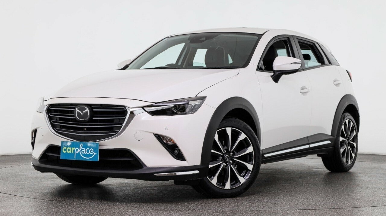 Mazda Cx-3 image 1